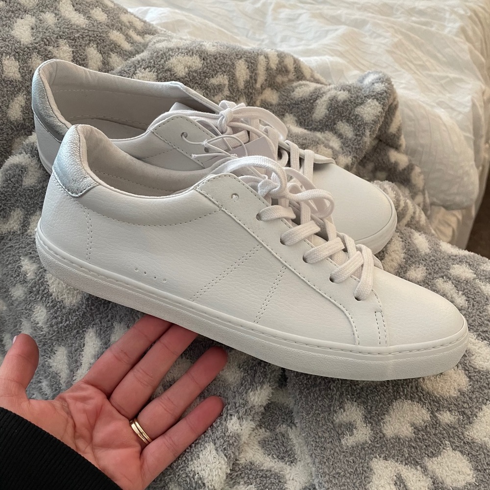 Old navy shoes